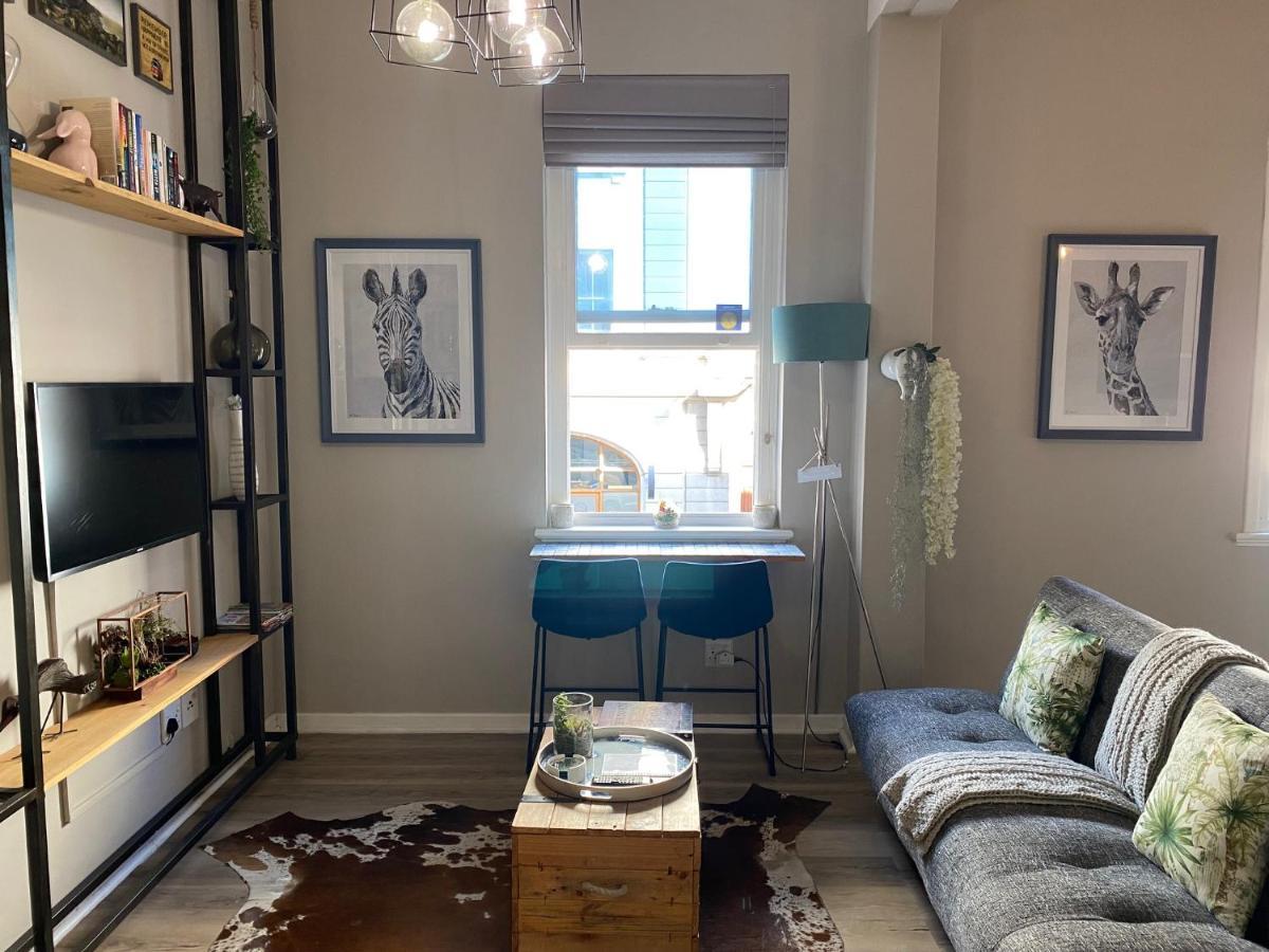 Just Off Long - Inner Gem Appartement Kaapstad